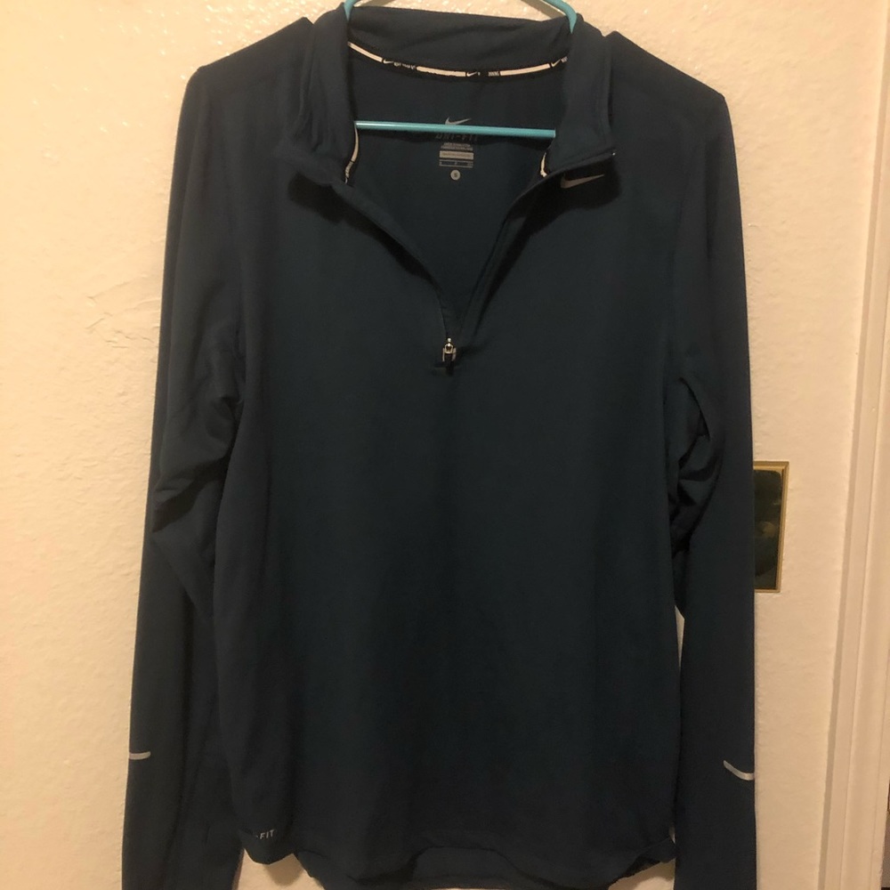 NIKE men’s Small half zip running element